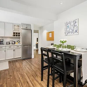 Gorgeous 4 Bedroom Garden Level At West & Ubc Villa Vancouver