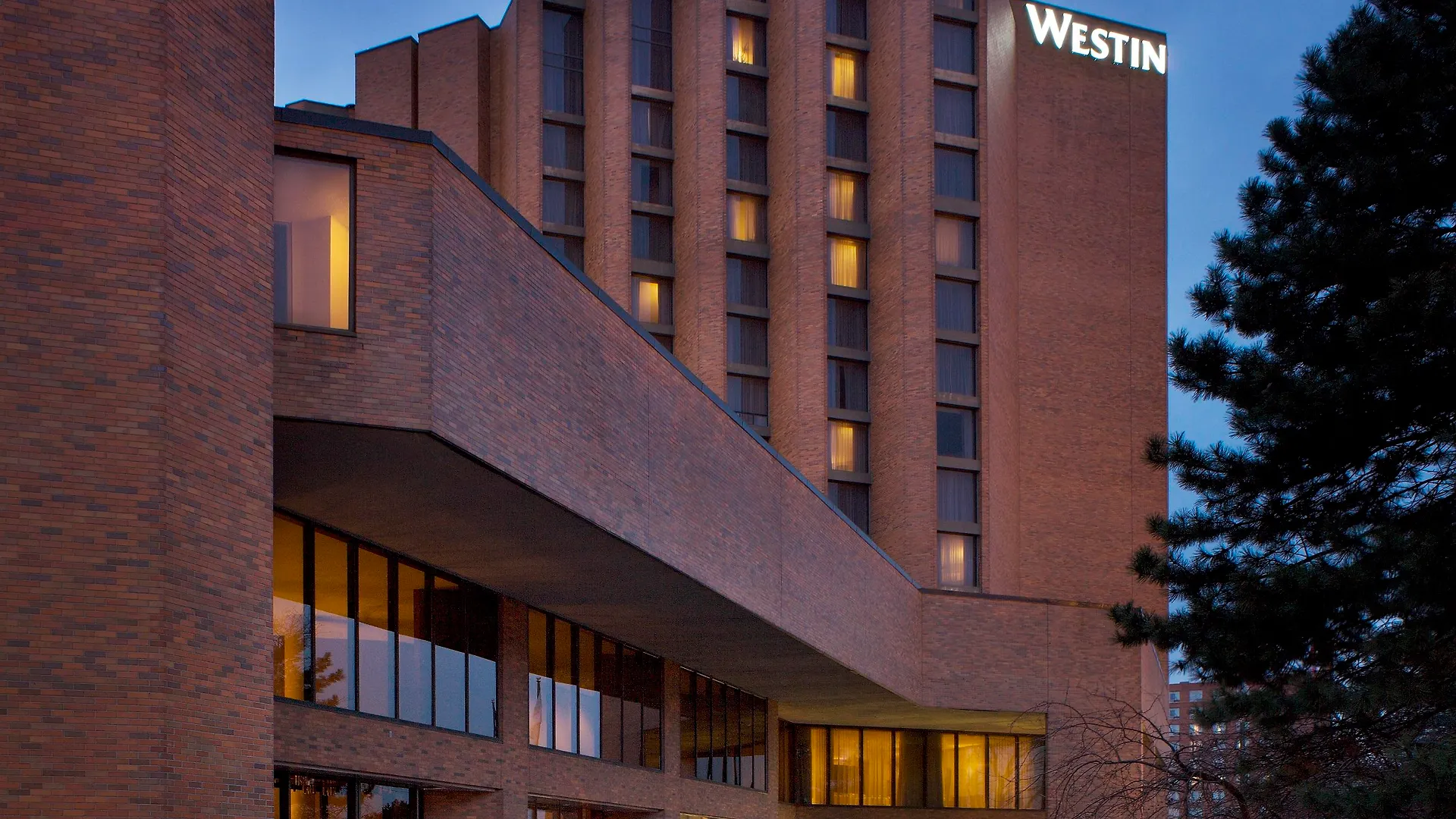 The Westin Toronto Airport Hotel