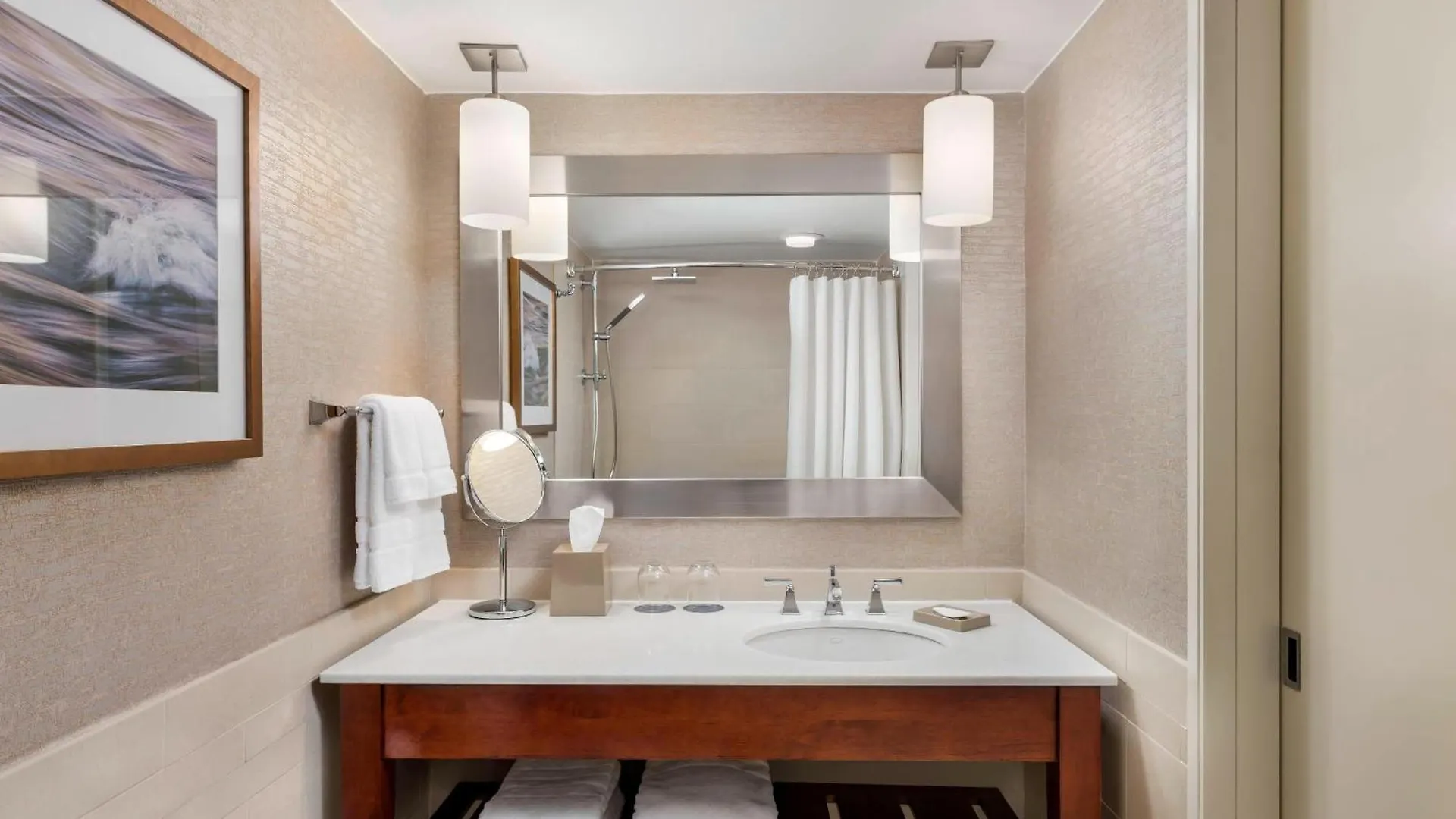 The Westin Toronto Airport Hotel