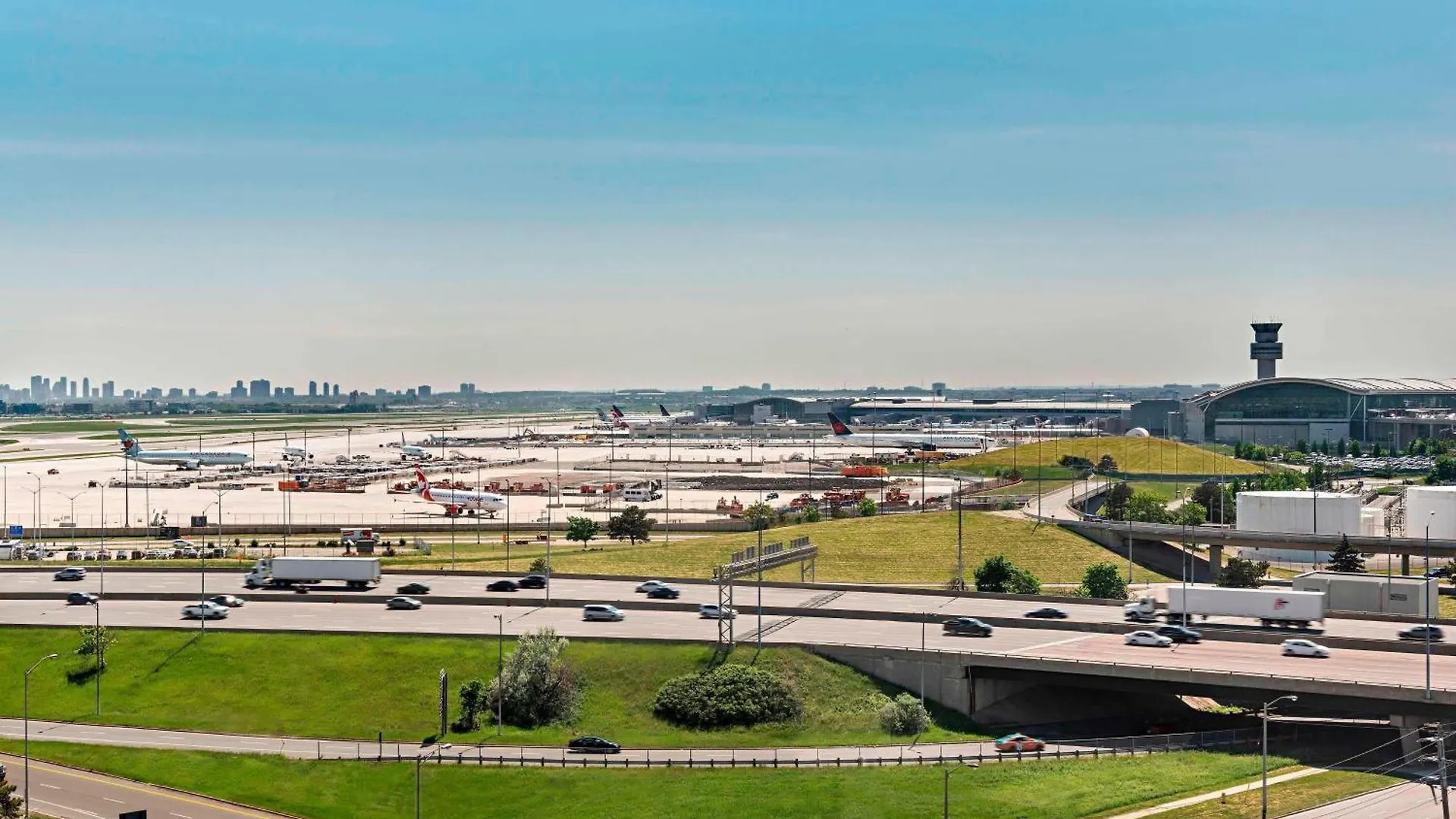 The Westin Toronto Airport Hotel